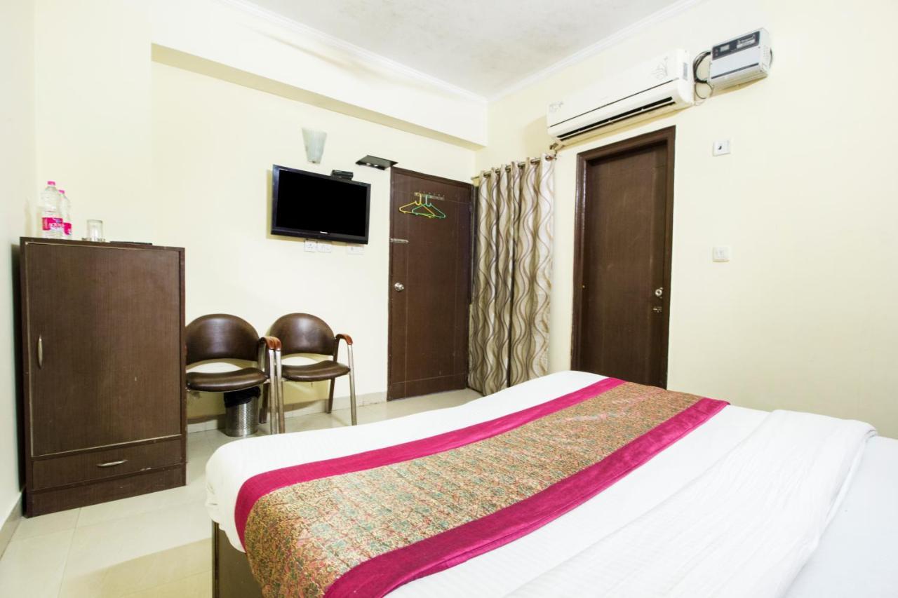نيودلهي Hotel Le Princess @ Airport المظهر الخارجي الصورة
